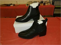 New Steve Madden women's Dicey bootie boots,