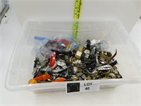 LOT OF MECHANICAL AND QUARTZ WATCHES, PRTS REPAIR