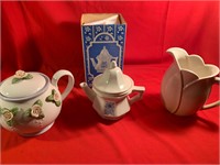 Decorative Pitchers & Tea Pots