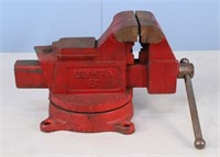 Olympia 6" Shop Vice