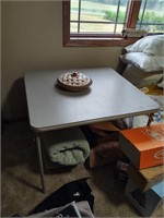 Square Card Table with 4 Chairs