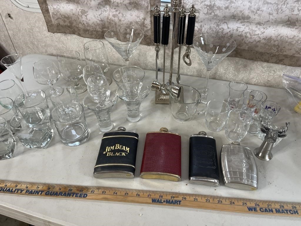 Whiskey Flask & Bar cocktail lot