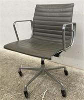 Mid-century style metal office chair on casters