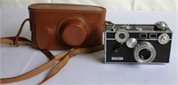 Vintage Argus 35 MM Camera w Leather Cover