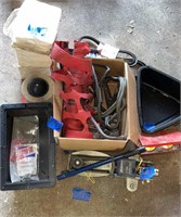 2 ton trolley jack, oil pan, cables, truck tail