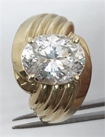 CZ solitaire ring, 10k yellow gold, size 6, 3.77g
