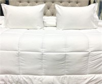 2 Queen Comforter (3 pc Sets)