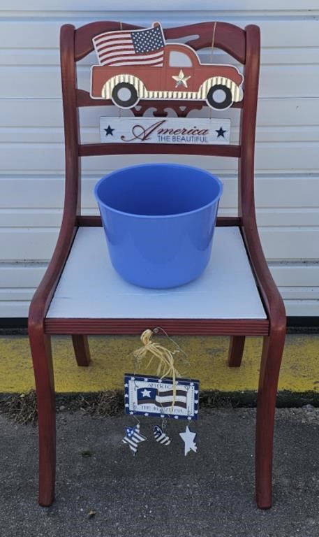(P) Decorative Planter/Chair, America The