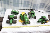 5 Pc John Deere Toy Tractors & Implements