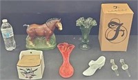 Fenton pieces, horse dispenser & salt holder
