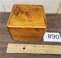 Wooden trinket box