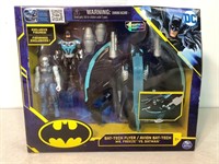 New DC. BAT-TECH Flyer Mr. Freeze vs Batman