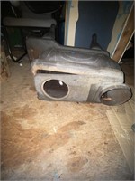 Small wood stove. One leg is broke 24” tall - leg