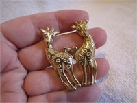 Adorable Giraffe Pierced Earrings Avon