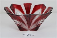 Red and white SOGA glass bowl 5"T