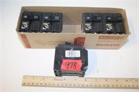 Square D HOM230 2 Pole 30 Amp Breaker NEW 5