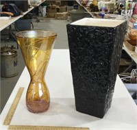 2 decor items-vases