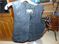 Mens size XL Leather Vest