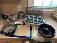 Baking Sheets, Colander, Silicone Mats and other