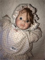 Lee Middleton baby doll "First Moments" 1985