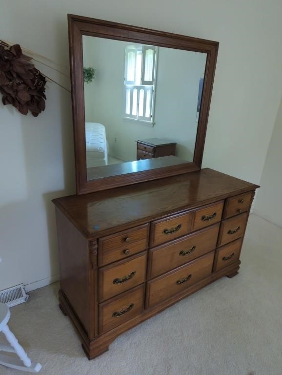 Wood dresser with mirror