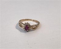 14k Plum Gold Ladies Ruby Ring Size 8