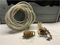 ROPE WITH PULLIES AND BULL ROPE