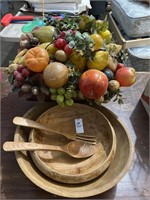 Wooden bowls and fruit decor