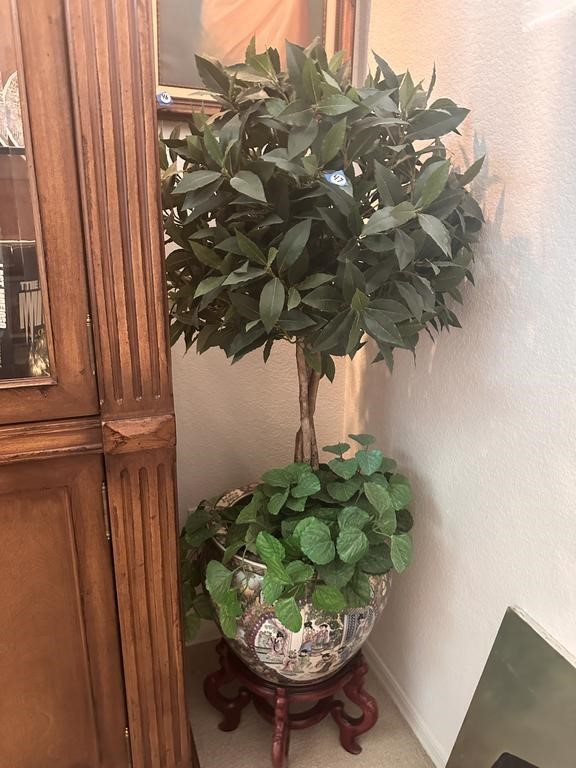 ASIAN VASE WITH FAUX PLANTS