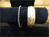 Vtg Etched Gold Tone & Rhinestone Bangle Bracelets
