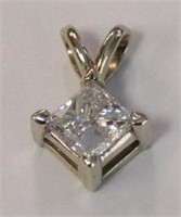 14kw Princess Cut Diamond Pendant (I-1) (F) .65