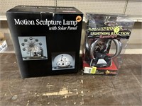 MOTION LAMP-LIGHTNING GAME