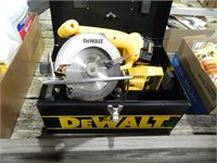 DeWalt Saw & Case