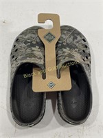 NEW Size 7 Muck Mossy Oak Camouflage Clogs