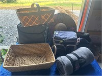 Baskets, 2 lunch boxes & blanket