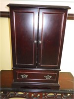 Vintage Stand Up Jewelry Case