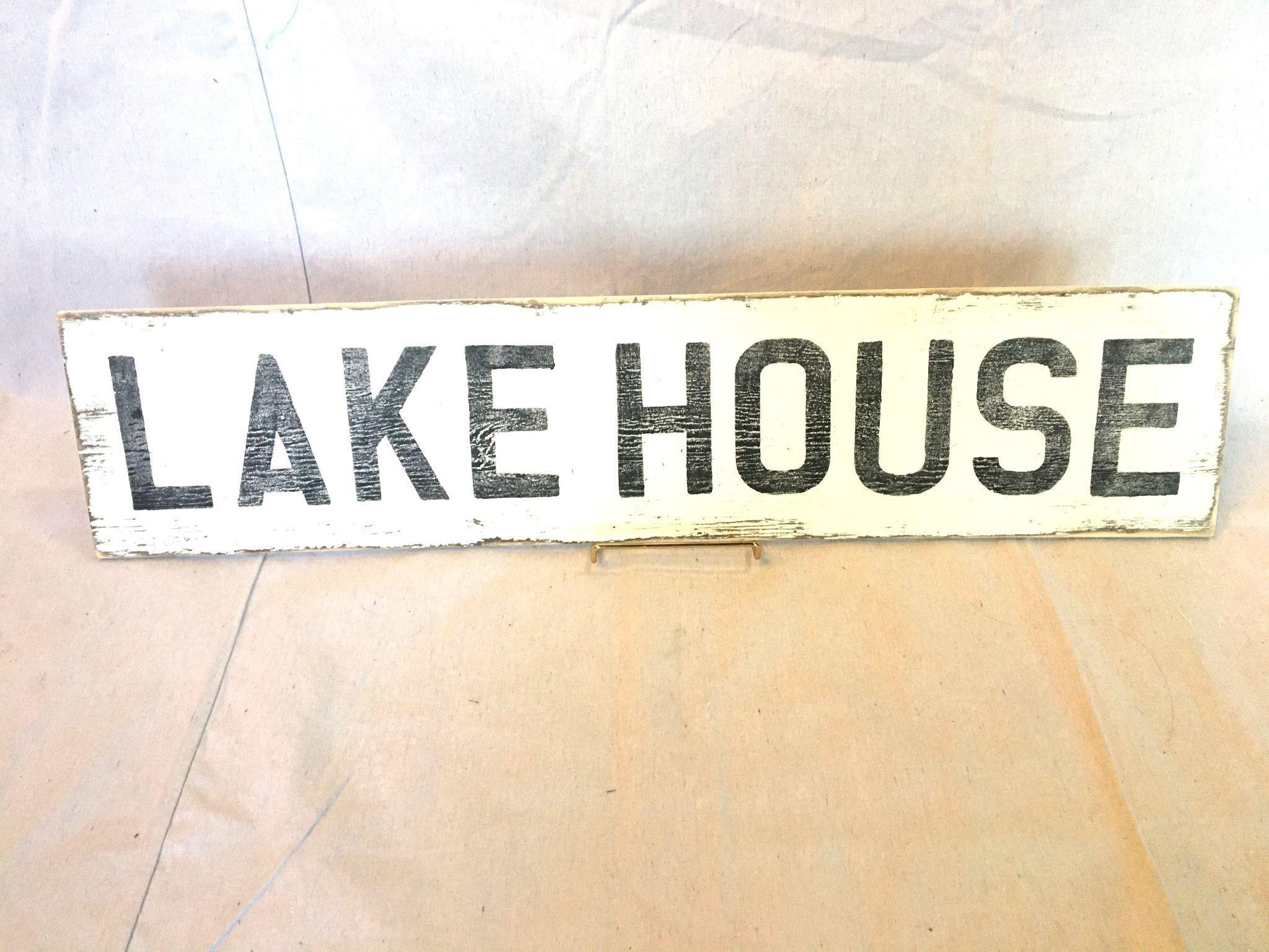 Wooden Sign - LAKE HOUSE