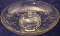 Cambridge glass bowl with matching peg saucer