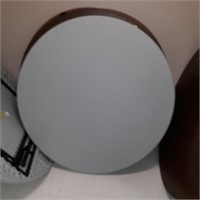 (1) 4' KI plastic round table