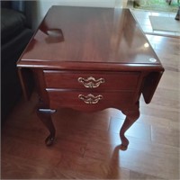 Pair of Thomasville Cherry End Tables
