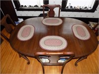 Kitchen Table with 4 Chairs, 2 Leaves