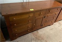 9-drawer chest of drawers