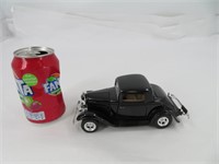 Voiture die cast 1:24, 1932 Ford Coupe