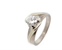 Modernist diamond solitaire & 18ct white gold ring