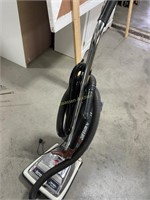 Sanitaire upright vacuum