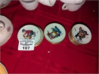 Norman Rockwell Miniature plates
