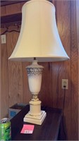 Wilmar Lamp Co. Hollywood Regency Ceramic Table