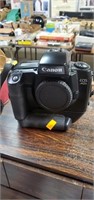 35 mm Canon camera