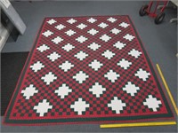 signed modern quilt green-red-white (7ft x 8.5ft)