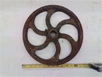 Pulley and steering wheels